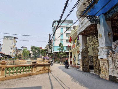 Siêu phẩm độc đắc duy nhất tại hà nội - có vỉa hè - kinh doanh - lô góc - hai mặt đường đều là ô 0