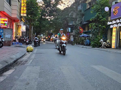 Bán nhà trường chinh ngõ ô tô tránh vỉa hè rộng 36m2 13.2 tỷ 0