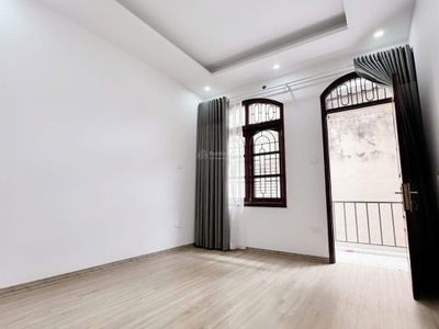 Bán nhà định công thượng 48m2 x 4t 5pn ô tô đỗ cổng full nội thất 9.x tỷ nhà dân xây 3