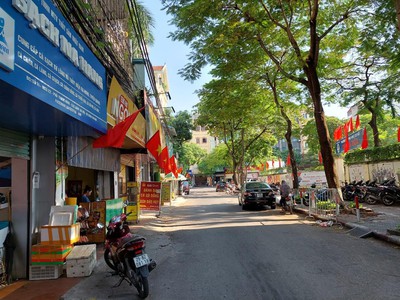 Cần bán nhà mặt ngõ rộng 2 ô tô tránh nhau  phố trung kính, p.trung hòa, cầu giấy, diện tích 51 m2 0