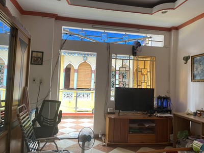 Nhà sát mặt tiền kinh doanh , ngô quyền quận 10 ,  4 tầng  47m2 , sổ vuông hoàn công đủ ,  dưới 10 3