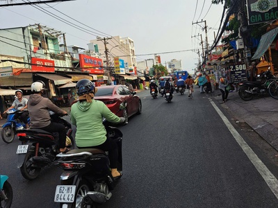 Chỉ 9 tỷ sở hữu ngay nhà 5 tầng gần bến xe quận 8   xe hơi đỗ cửa   an ninh tuyệt đối 0