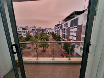 Cho thuê căn hộ 1 ngủ tách bếp full đồ Waterfront City 5