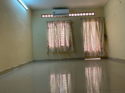 Cho thuê nhà 1 trệt 1 lầu giá tốt- đ.huỳnh tấn phát, tt nhà bè, hcm 0