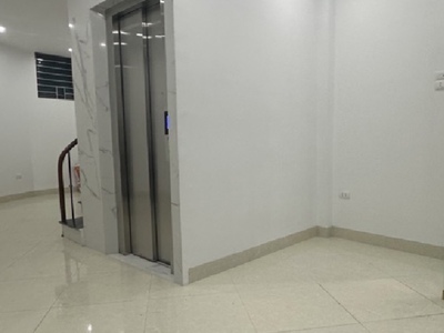 Nhà mới   thang máy   3 mặt thoáng   nhỉnh 7 t.ỷ 1