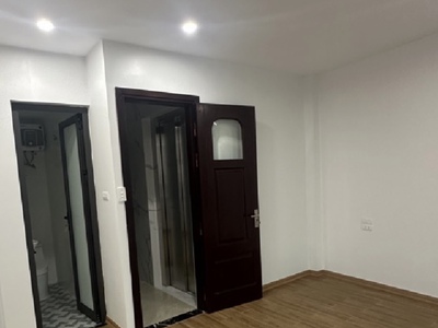 Nhà mới   thang máy   3 mặt thoáng   nhỉnh 7 t.ỷ 2