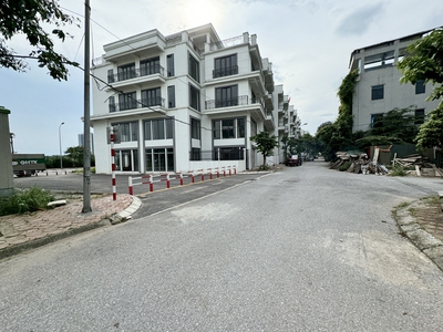 Bán 104,8m2 căn góc Shophouse Metropolitan - Trâu Quỳ. Vị trí trung tâm, vùng lõi Gia Lâm 0