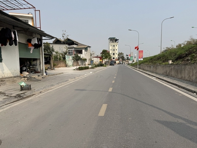 Cần bán 75m2 mặt đường đê Vàng - Phúc Lợi. View thoáng, yên tĩnh, không khí trong lành 1