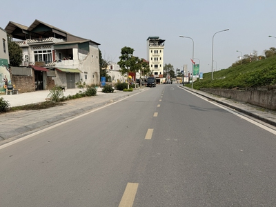 Cần bán 75m2 mặt đường đê Vàng - Phúc Lợi. View thoáng, yên tĩnh, không khí trong lành 2