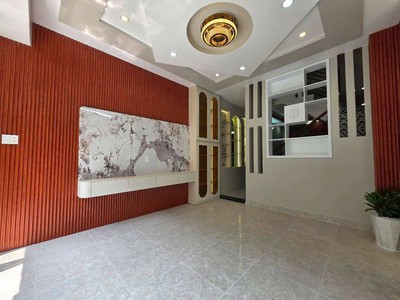 Bán nhà Hẻm xe hơi Quận 7 - DT: Ngang 4m x Dài 14m - Giá bán: 6 TỶ 990 TRIỆU 4