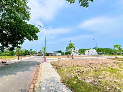 Đất nền lớn 100m   5x20 , xã xã Tân Phú Trung   Giá 2 tỷ. 3