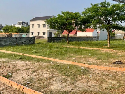 Đất nền lớn 100m   5x20 , xã xã Tân Phú Trung   Giá 2 tỷ. 1