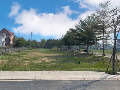 Đất nền lớn 100m   5x20 , xã xã Tân Phú Trung   Giá 2 tỷ. 4