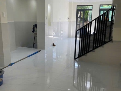 Bán nhà khu Hồng Long Phường Hiệp Phước DT 5 10 chỉ 4 Tỷ 2