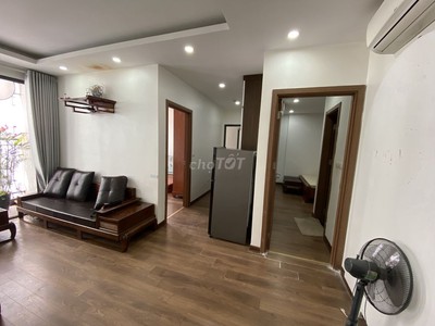 Cần cho thuê căn hộ CC 2 phòng ngủ, 2WC Tòa nhà Geleximco 897 Giải Phóng 1