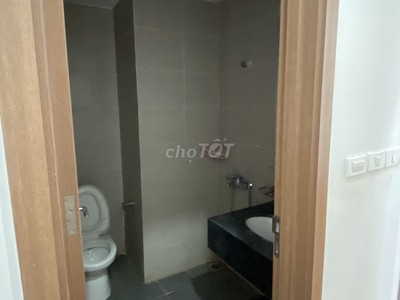 Cần cho thuê căn hộ CC 2 phòng ngủ, 2WC Tòa nhà Geleximco 897 Giải Phóng 6