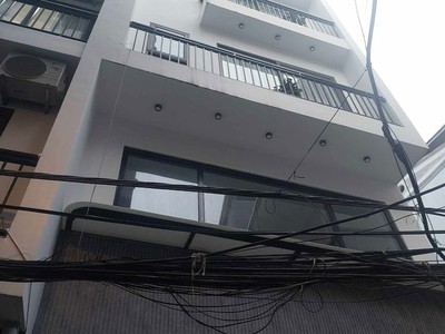 Nhà mới nội thất đầy đủ ngõ thông ba gác bồ đề -long biên 40 m2, 6 tầng,mt 5m, 11.2 tỷ. 1