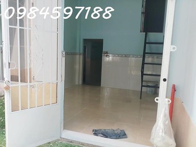 Giảm 200 tr giá chào mới 2,65 tỷ bán gấp căn nhà ngay chợ cầu giáp gò vấp sổ riêng 30m2 hẻm xe hơi 0