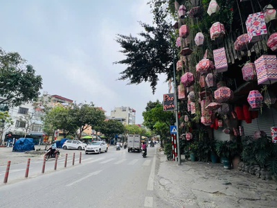 Nhà đẹp Full nội thất Ngay cạnh cấp 1,2 Lê Lợi cuối đường bà Triệu- Lê Lợi 5 tầng 3 ngủ 0