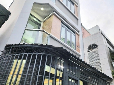 Nhà 2 lầu/st hẻm 312 âu dương lân p3q8 0