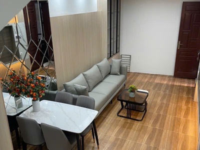 Nhà đẹp Full nội thất Ngay cạnh cấp 1,2 Lê Lợi cuối đường bà Triệu- Lê Lợi 5 tầng 3 ngủ 1