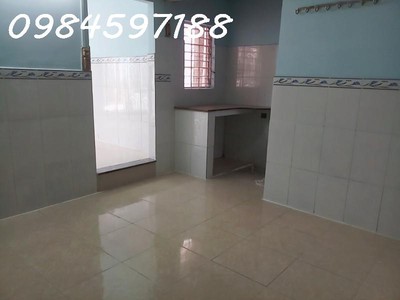 Giảm 200 tr giá chào mới 2,65 tỷ bán gấp căn nhà ngay chợ cầu giáp gò vấp sổ riêng 30m2 hẻm xe hơi 2