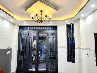 Nhà 2 lầu/st hẻm 312 âu dương lân p3q8 3