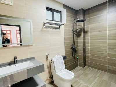 Bán nhà phân lô, ngõ thông, ô tô hồ đắc di 42m 4 tầng mặt tiền 4m 12 tỷ 2
