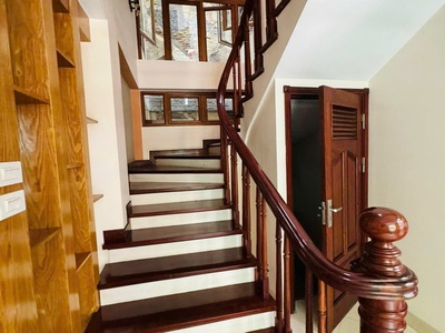 Siêu hiếm - hoàng quóc việt cầu giấy - phân lô - dường thông thoáng vỉa hè rộng - -ô tô chạy - 34 tỷ 3