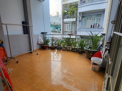 Nhà hẻm ôtô đường ngô quyền quận 10 phường 5. 4