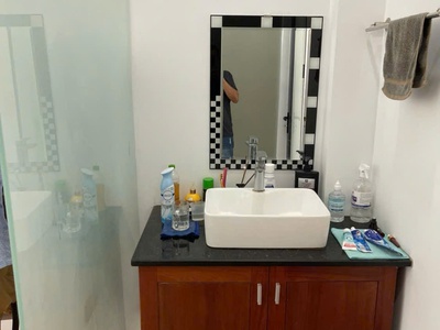 Chuyển công tác ra bắc, nên bán nhà 3 tầng mặt tiền đường 10,5m mặt sau đường 3,6m, khu a32 an 4