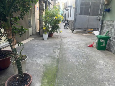 Hẻm ba gác lớn cách hẻm xe tải 100m cách chợ ông địa 200m 45m2 4 tầng btct- 6 pn-lạc long quân-tân 4
