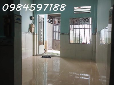 Giảm 200 tr giá chào mới 2,65 tỷ bán gấp căn nhà ngay chợ cầu giáp gò vấp sổ riêng 30m2 hẻm xe hơi 3