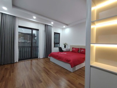 Nhà mới nội thất đầy đủ ngõ thông ba gác bồ đề -long biên 40 m2, 6 tầng,mt 5m, 11.2 tỷ. 3