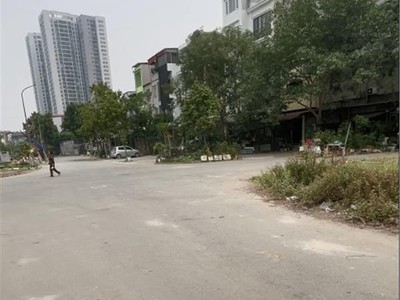 Bán nhà 2 mặt ngõ hồ ngọc lãm , ngô quyền ô tô - view hồ vạn phúc đẳng cấp 1