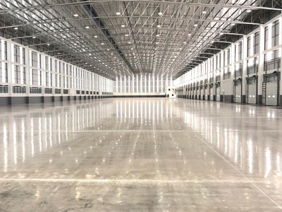 Nhà kho mới xây 215m2, sẵn điện, nước, văn phòng tại Hoà Xuân giá 14 triệu 0