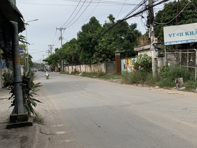 Bán nhà mặt tiền 25x40m giá 25 tỷ đường đông thạnh 1