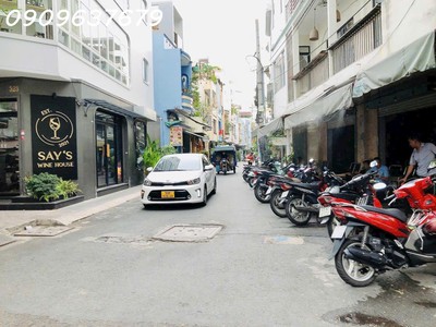 Hẻm xe tải tránh đường minh phụng, quận 11- khu vực kinh doanh - chủ đang kinh doanh spa- 40m2- giá 0