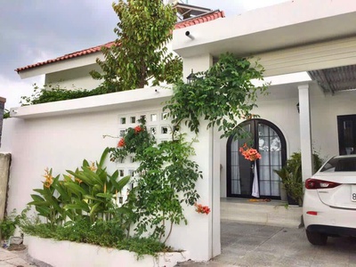 Gấp gấp chủ cần tiền định cư  nên giá siêu rẻ villa phường 3, tp tây ninh 2.6 tỷ còn 2.2 tỷ quá rẻ 0