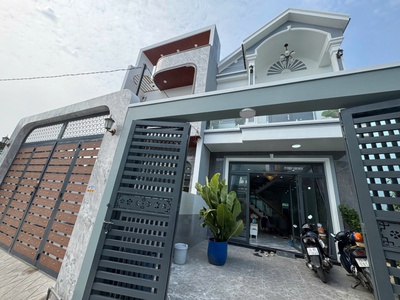 Nhà khu Trung Thành 1 trệt 1 lầu 3PN 2wc 100m2, sổ sẵn, có sân trước. 0