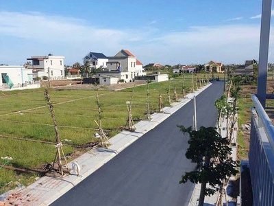 Bán đất biển quất lâm 100m2 full cư gần quảng trường biển 1.3 tỷ 0