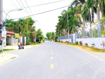 Mới về, nhà phố, hẻm xe tải 6m, phân lô, dtsd 112m2, long phước, q9, giá chỉ 3ty hơn 4