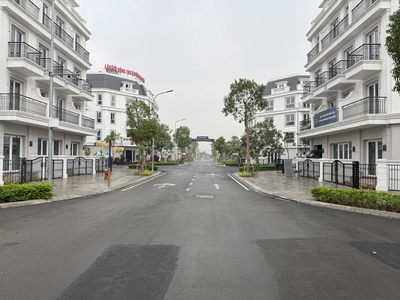 Eurowindow Twin Parks: 97,1m2 căn góc mặt tiền khủng 19,6m - Vị trí chiến lược làm phòng khám bệnh v 7