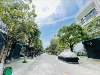 Bán lô đất ven biển Thọ Quang đường Vũ Đình Long, Sơn Trà, Đà Nẵng. 0
