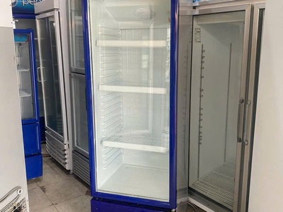 Tủ mát hiệu sanaky dung tích 400L màu xanh 0