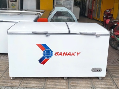 Tủ đông,mát hiệu sanaky vh 6699w3 dung tích 660L mới 92 0