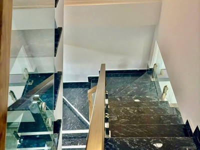 Bán nhà 3 tầng xây độc lập ngay gần chợ Lãm Hà, Cầu Niệm sân cổng riêng oto đỗ cửa nhà 0