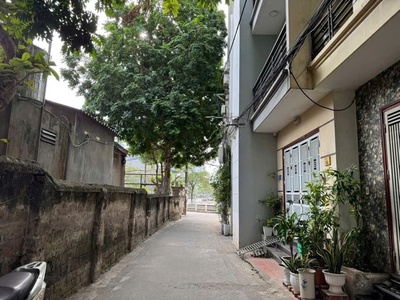 58m- 4 tầng 10,5 t.ỷ- ngọc thụy- long biên siêu phẩm 4 tầng- tặng nội thất - đường rộng hơn 5m - 0