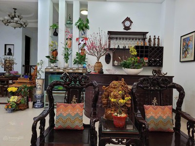 Chính chủ bán căn biệt thự đường hải đăng vũng tàu 400m2 có 260m2 thổ cư sân vườn sẵn 4