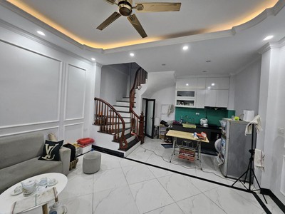 Hiếm xuân phương 38m2-5t, lô góc 2 thoáng, nt đẹp ở ngay, giá 5.tỷ45 2